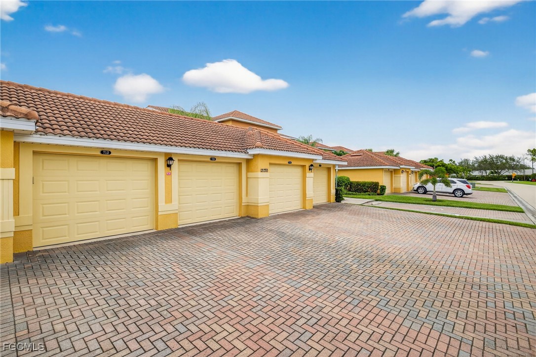 2 Bed Condominium for Sale in Palmetto Cove, FL, $295,000 — photo 5