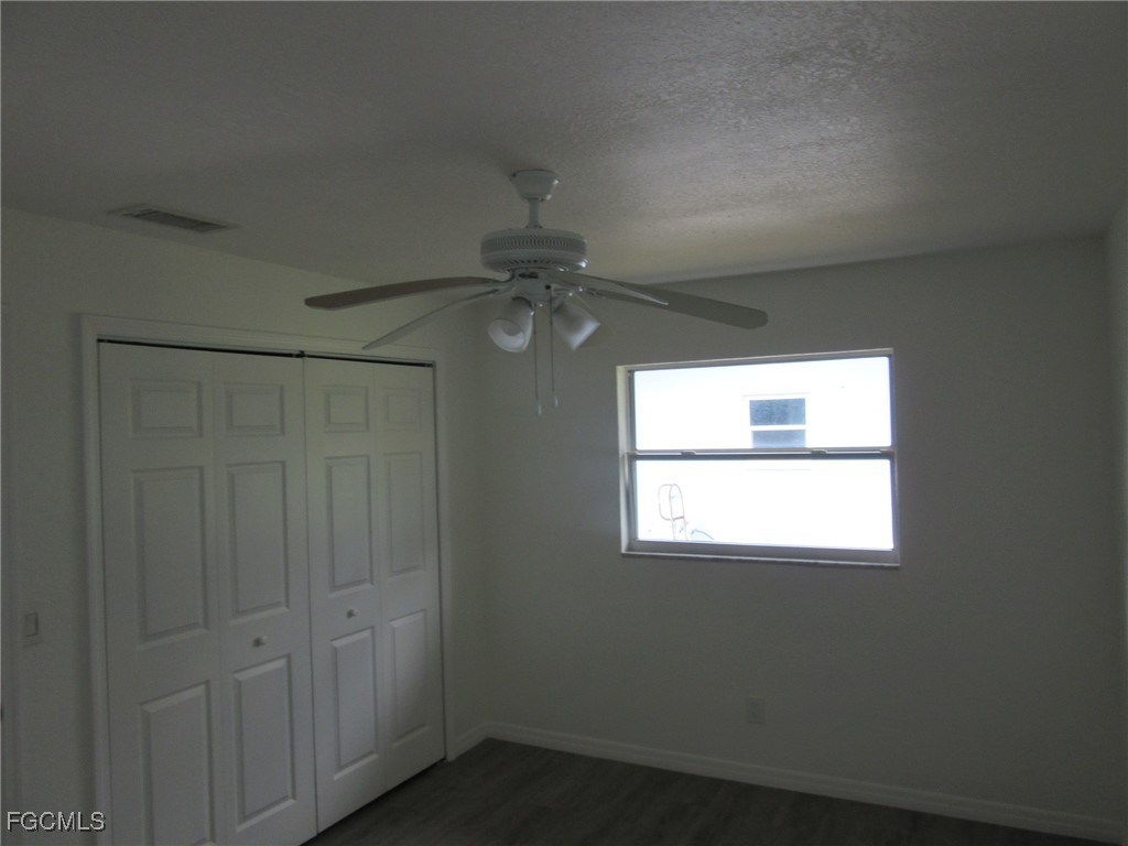 3 Bed SingleFamilyResidence for Sale in Cape Coral, FL — photo 5