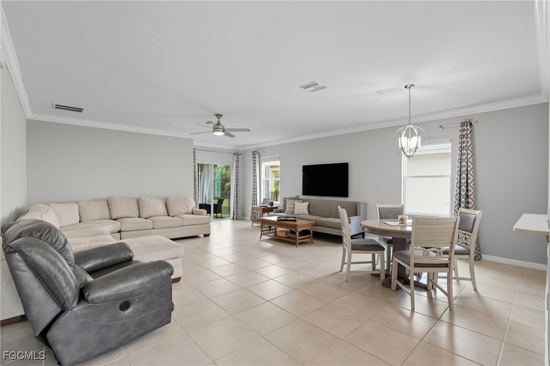 3 Bed SingleFamilyResidence for Sale in Entrada, FL — photo 5