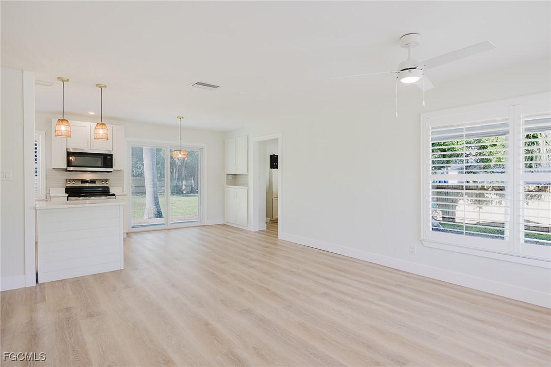 3 Bed SingleFamilyResidence for Sale in Punta Gorda, FL — photo 5
