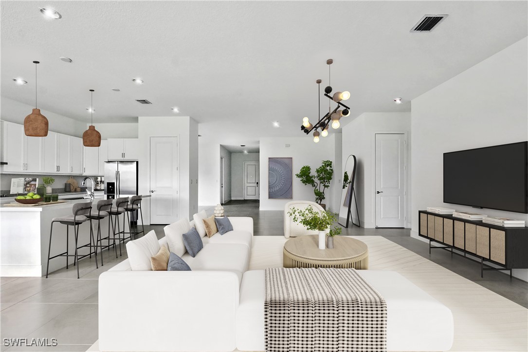 4 Bed SingleFamilyResidence for Sale in Maple Ridge, FL — photo 5