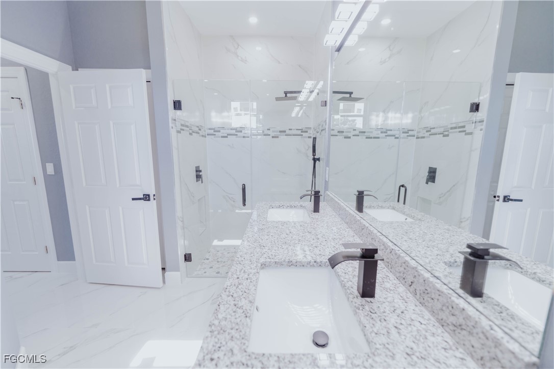 3 Bed SingleFamilyResidence for Sale in Lehigh Acres, FL — photo 5