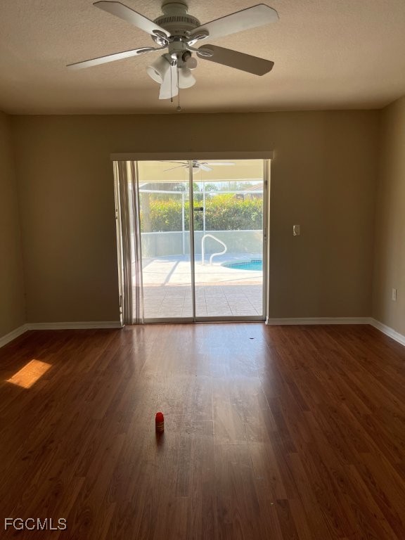 5 Bed Pool Home for Sale in Oakwood, photo 5