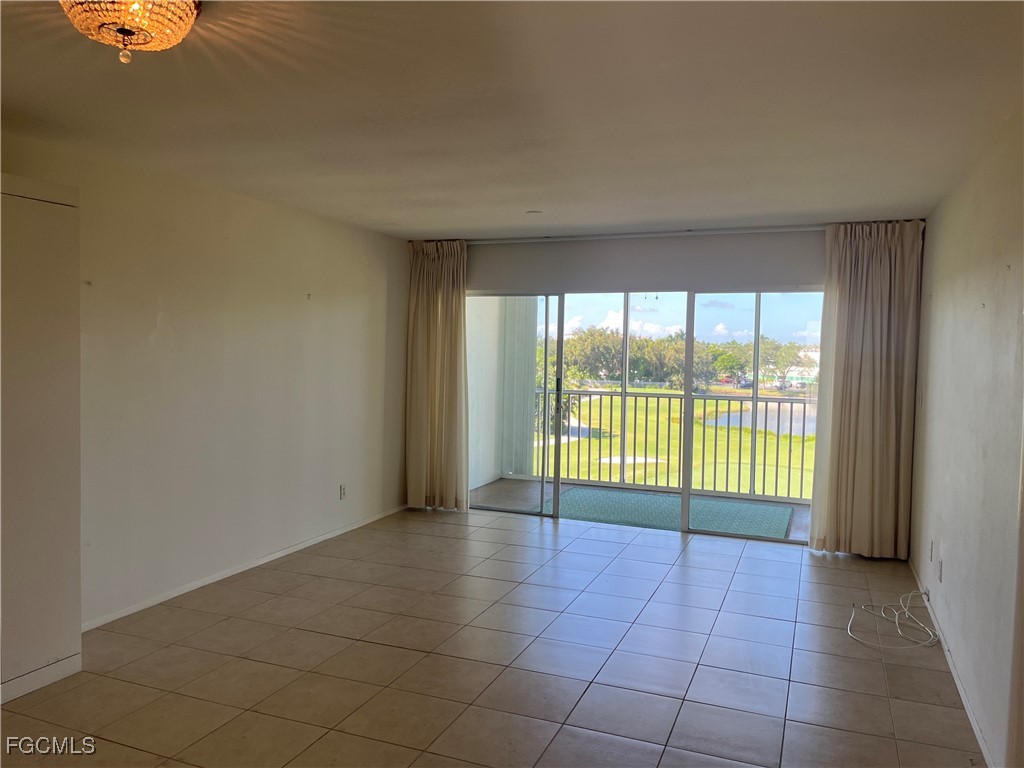 1 Bed Condominium for Sale in Seven Lakes, FL, $69,999 — photo 5