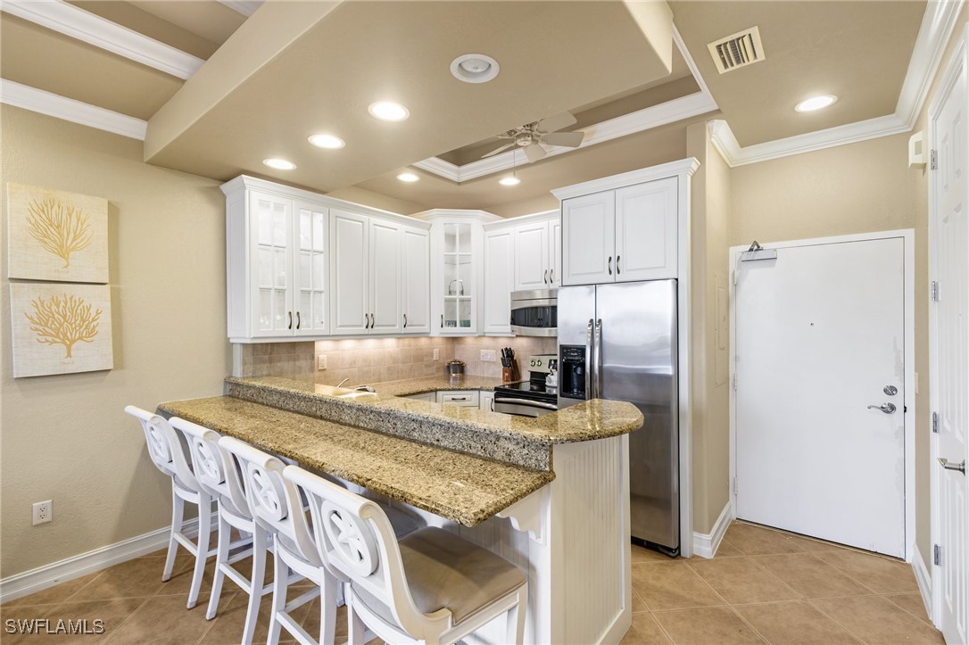 1 Bed Waterfront Home for Sale in Marco Island, FL, $500,000 — photo 5
