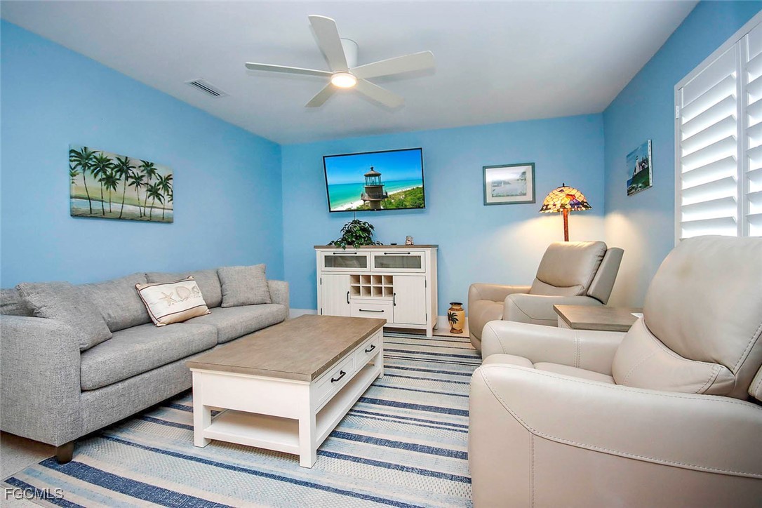 2 Bed Condominium for Sale in Sanibel, photo 5