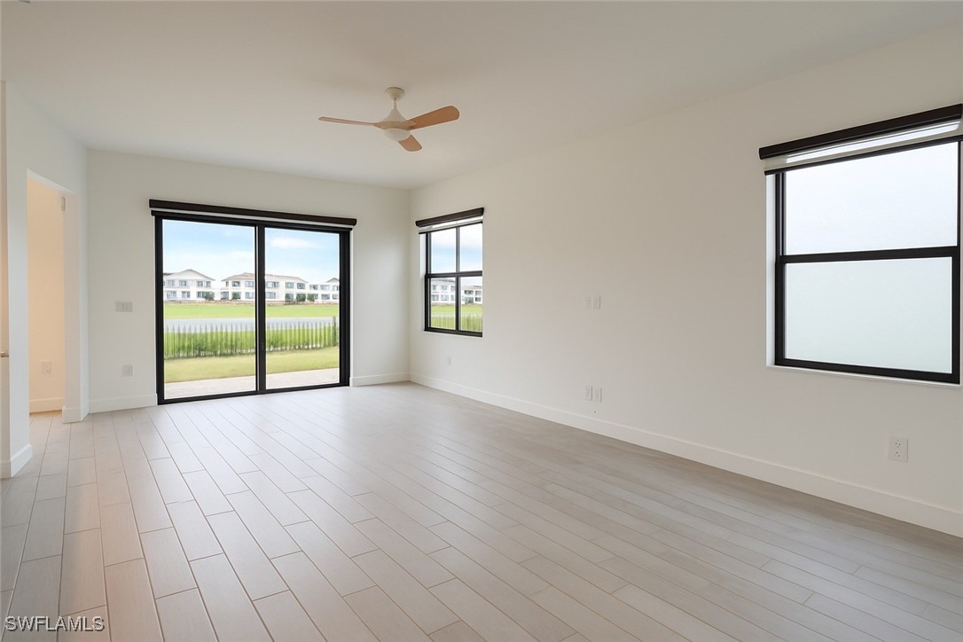3 Bed Waterfront Home for Sale in Silverwood, FL, $375,000 — photo 5