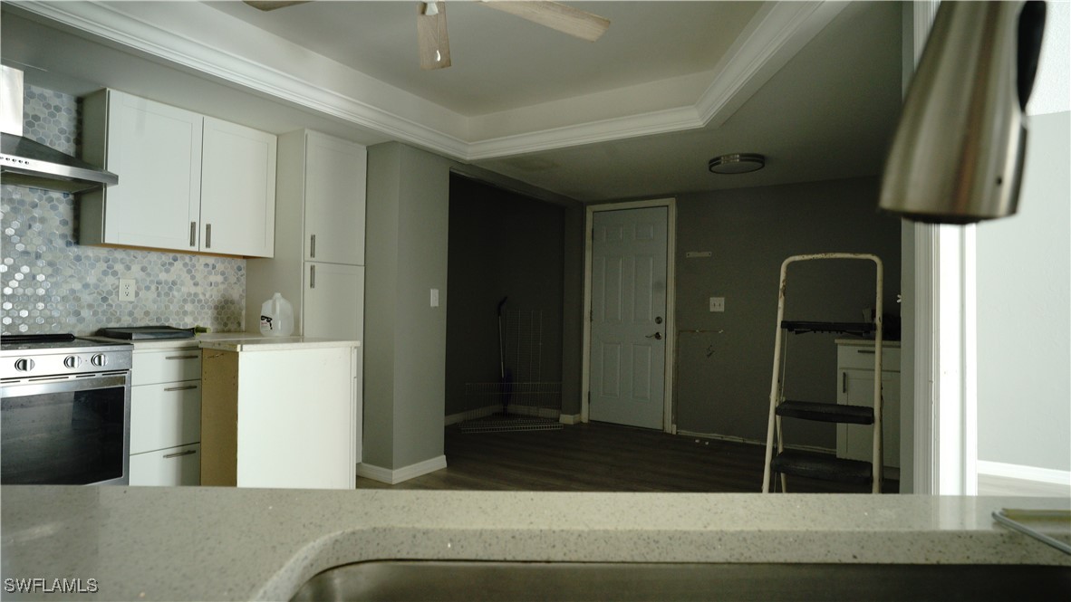 2 Bed Condominium for Sale in Fort Myers, FL, $75,000 — photo 5