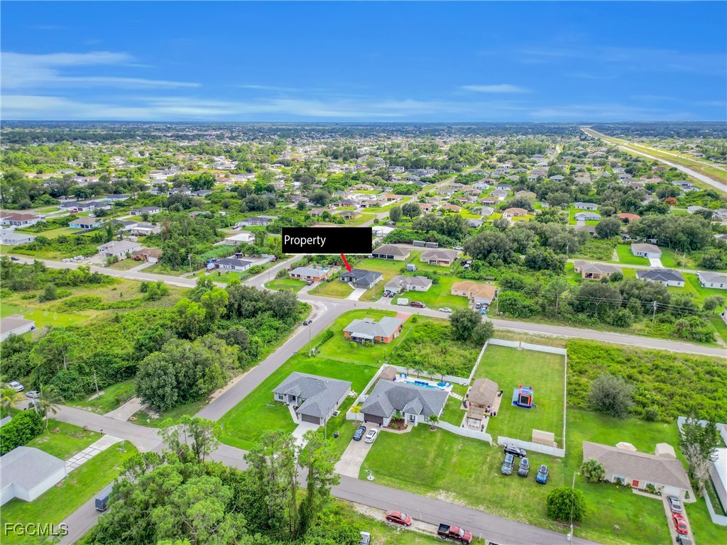 3 Bed SingleFamilyResidence for Sale in Lehigh Acres, photo 5