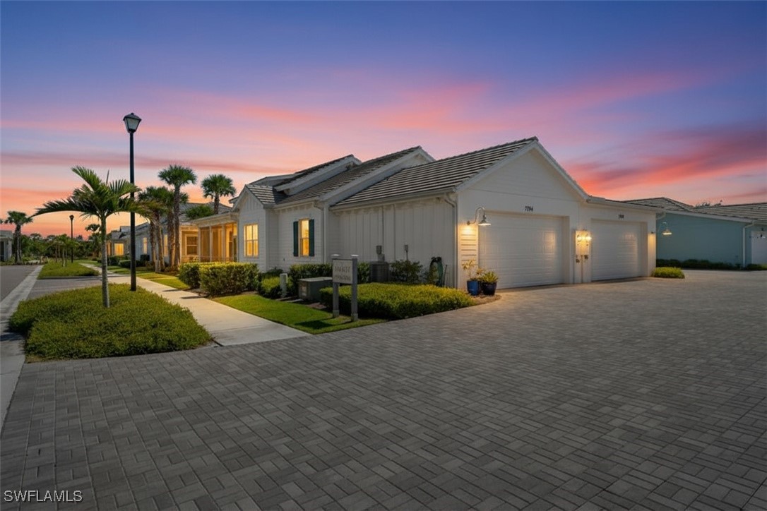 2 Bed Attached for Sale in Naples, FL, $635,600 — photo 5