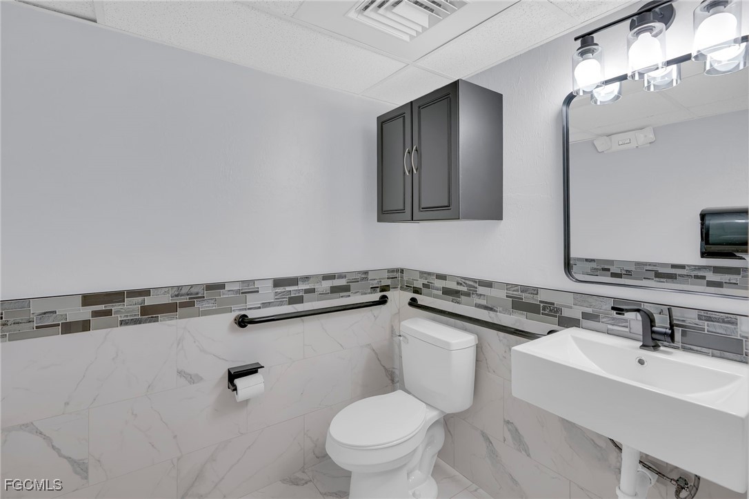 Office for Sale in Fort Myers, photo 5