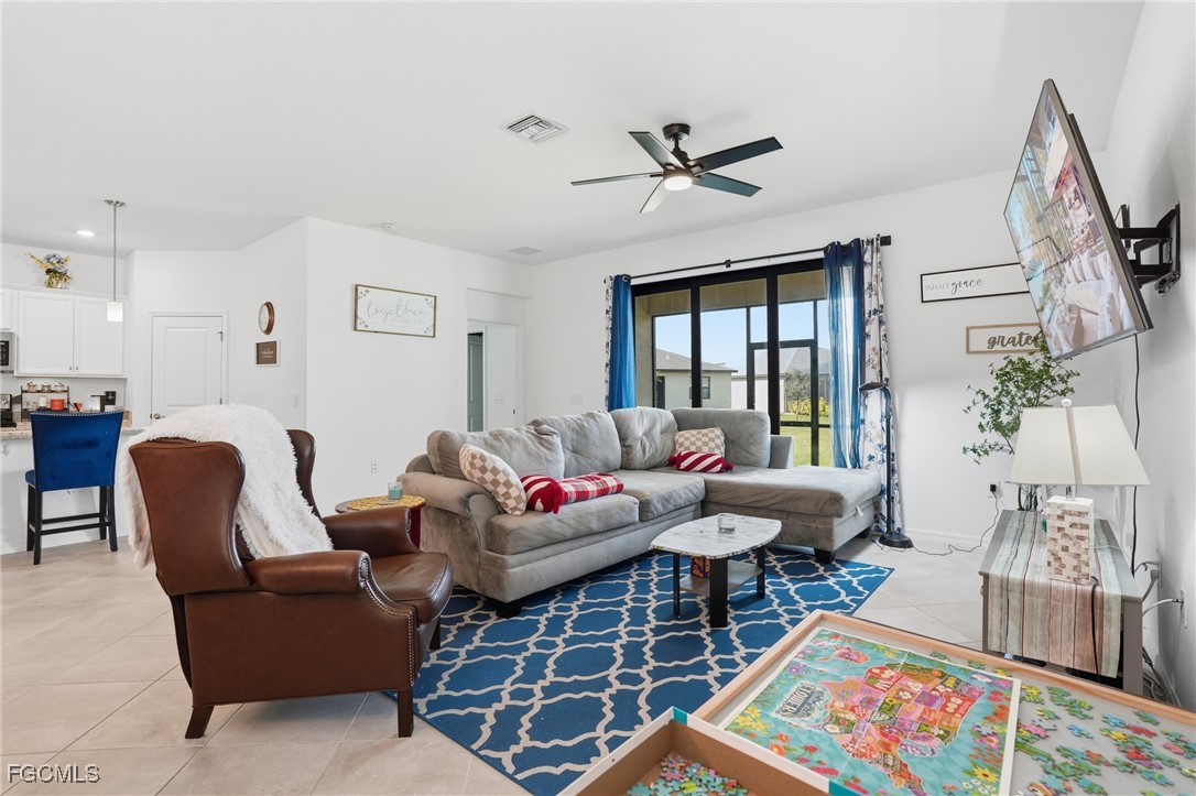 4 Bed Waterfront Home for Sale in Portico, photo 5
