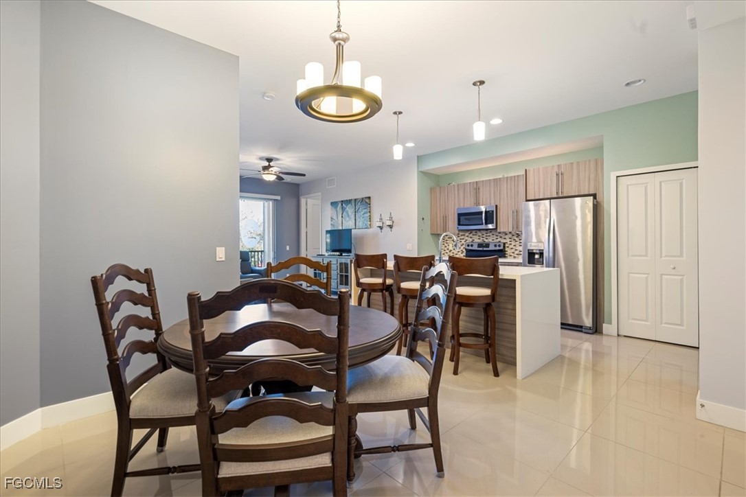 2 Bed Condominium for Sale in Royal Pointe, photo 5