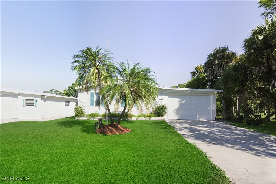 2 Bed Waterfront Home for Sale in Riverwood, FL, $312,000 — photo 5