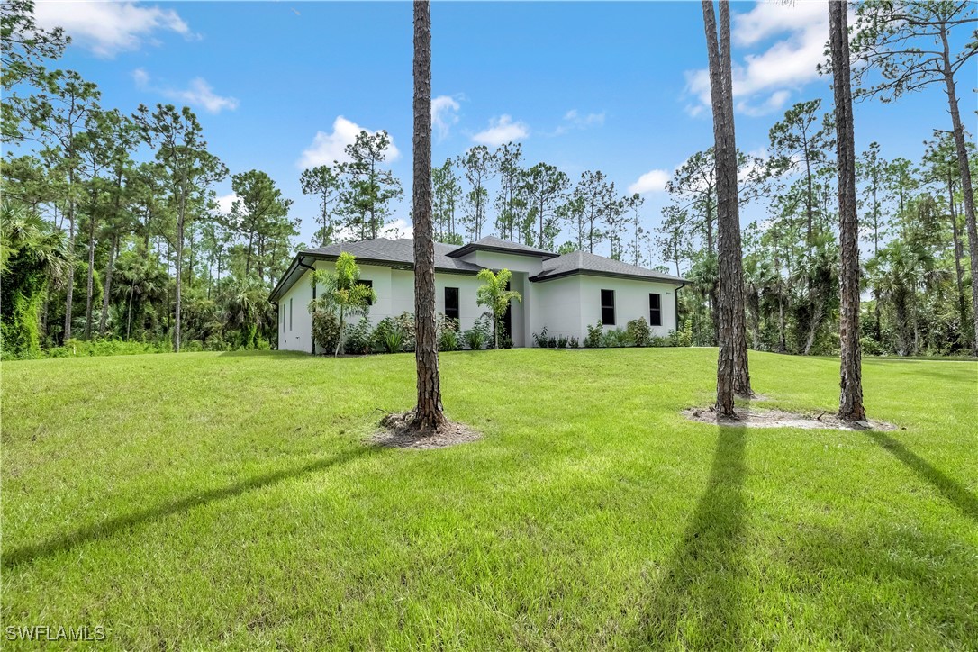 3 Bed SingleFamilyResidence for Sale in Naples, FL, $649,900 — photo 5