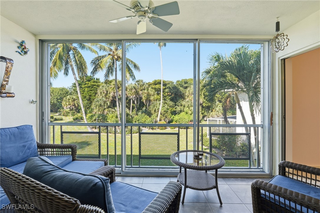 2 Bed Condominium for Sale in Montego Manor, FL, $199,000 — photo 5