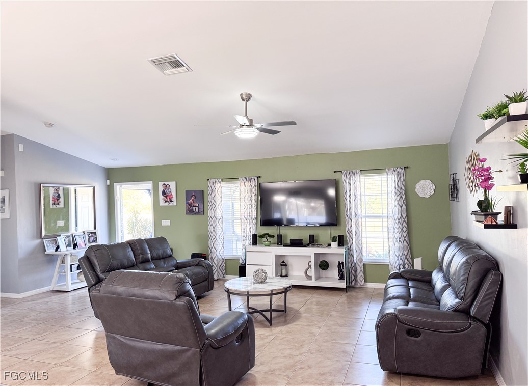 3 Bed SingleFamilyResidence for Sale in Cape Coral, FL — photo 5
