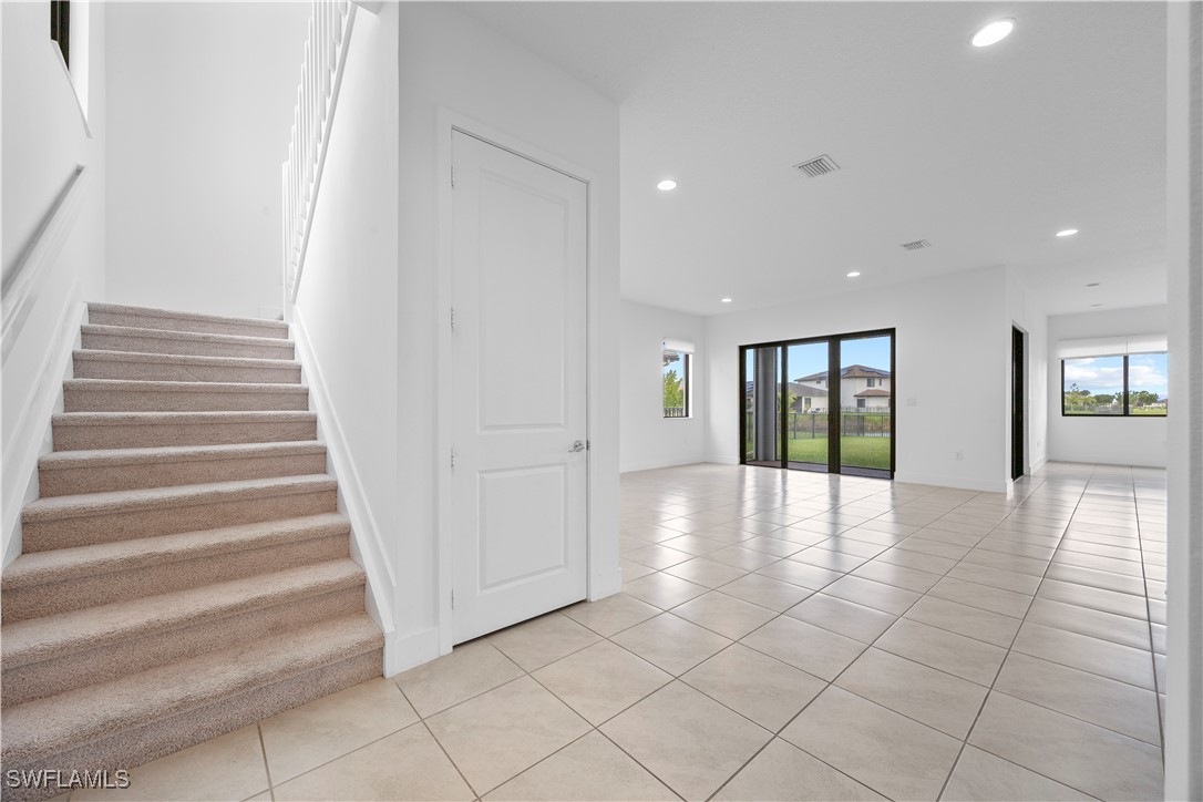 3 Bed Waterfront Home for Sale in Maple Ridge, photo 5