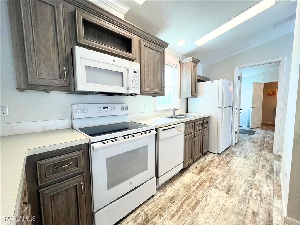 2 Bed ManufacturedHome for Sale in Naples, FL, $167,000 — photo 5