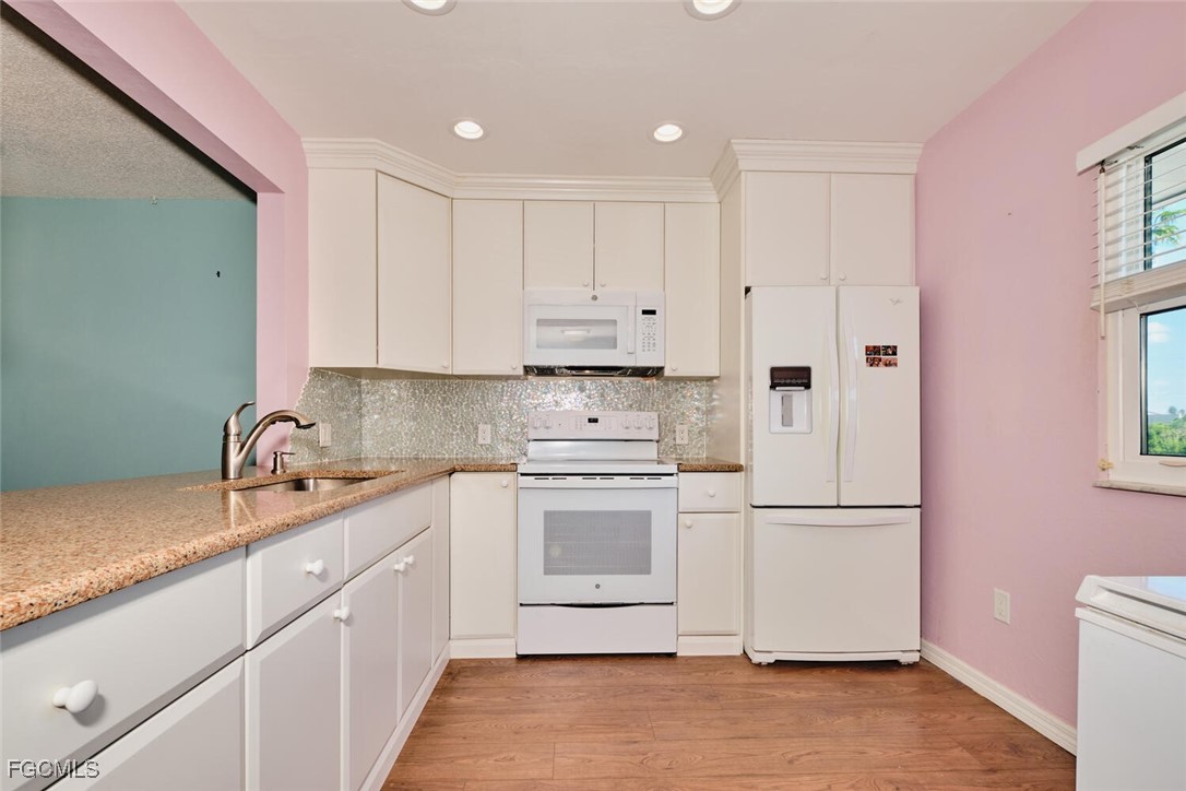 2 Bed Condominium for Sale in Seven Lakes, photo 5
