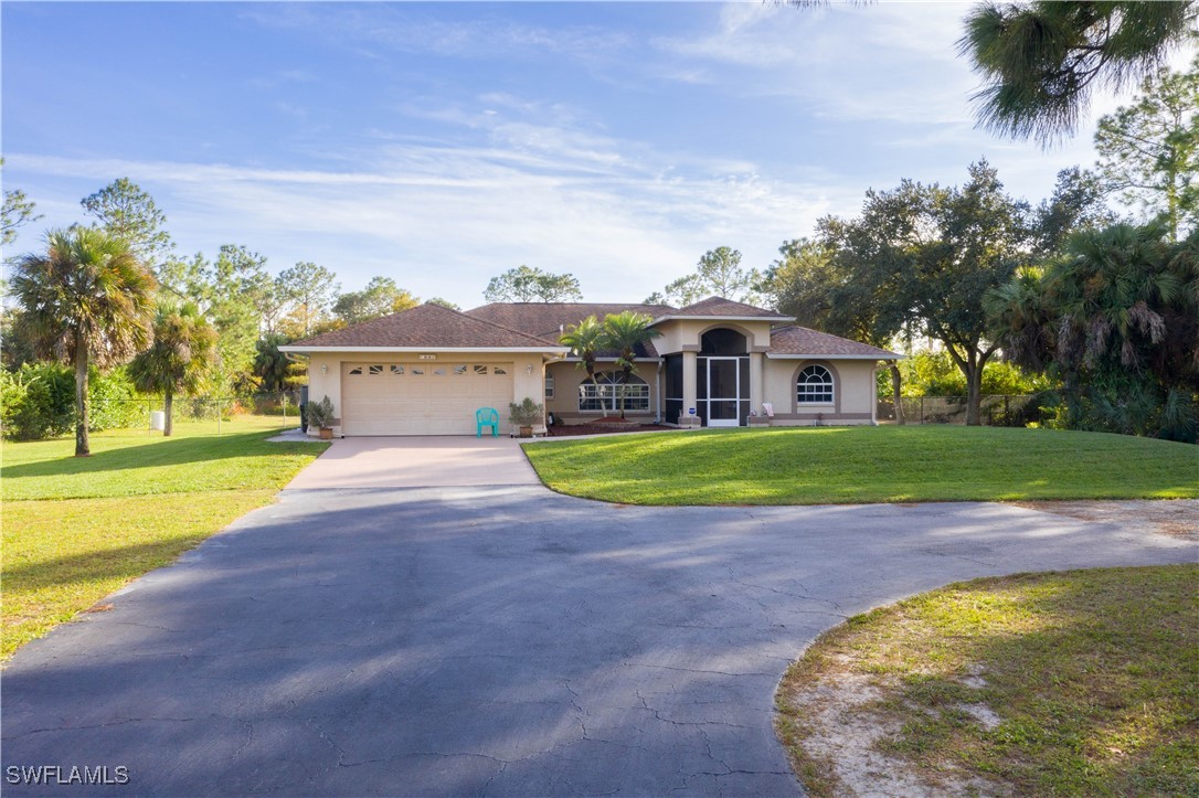 3 Bed Waterfront Home for Sale in Naples, FL, $770,000 — photo 5