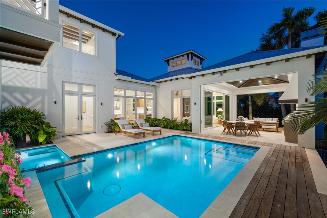 5 Bed Pool Home for Sale in Olde Naples, photo 5