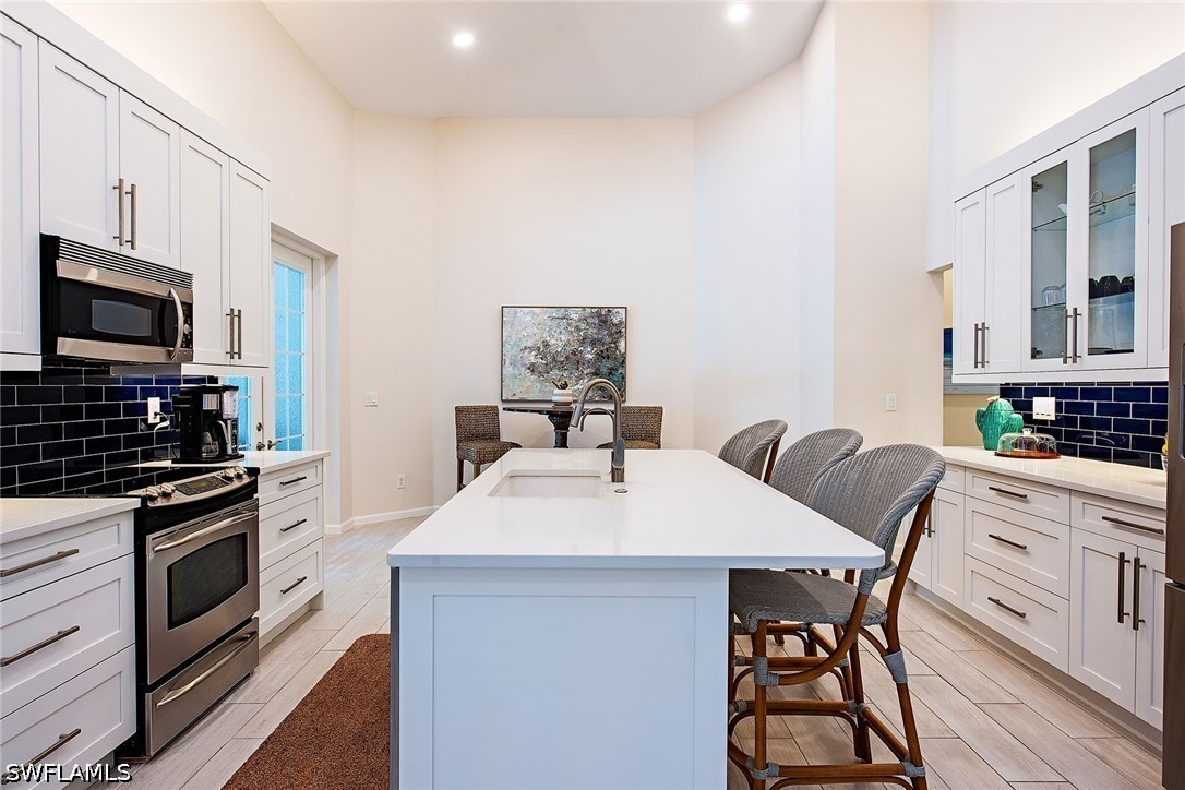 3 Bed Pool Home for Sale in Autumn Woods, FL, $1,000,000 — photo 5