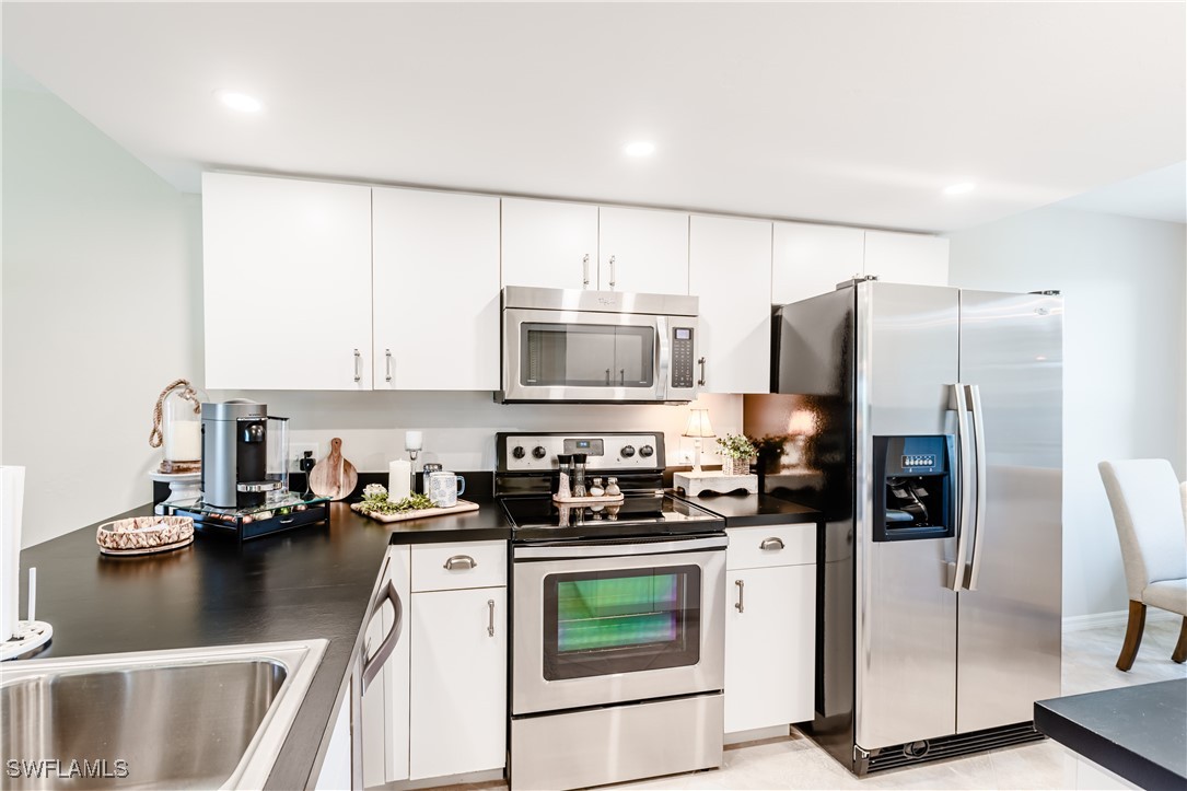 2 Bed Condominium for Sale in Surfwalk, photo 5
