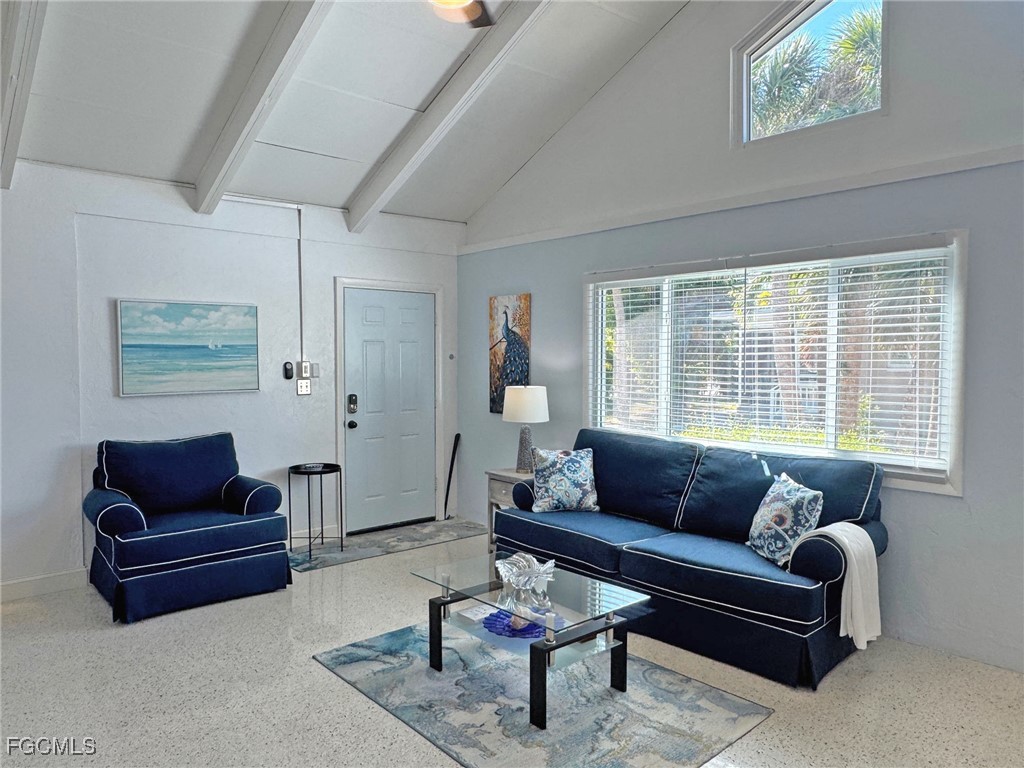 1 Bed Duplex for Sale in Sanibel Shores, photo 5