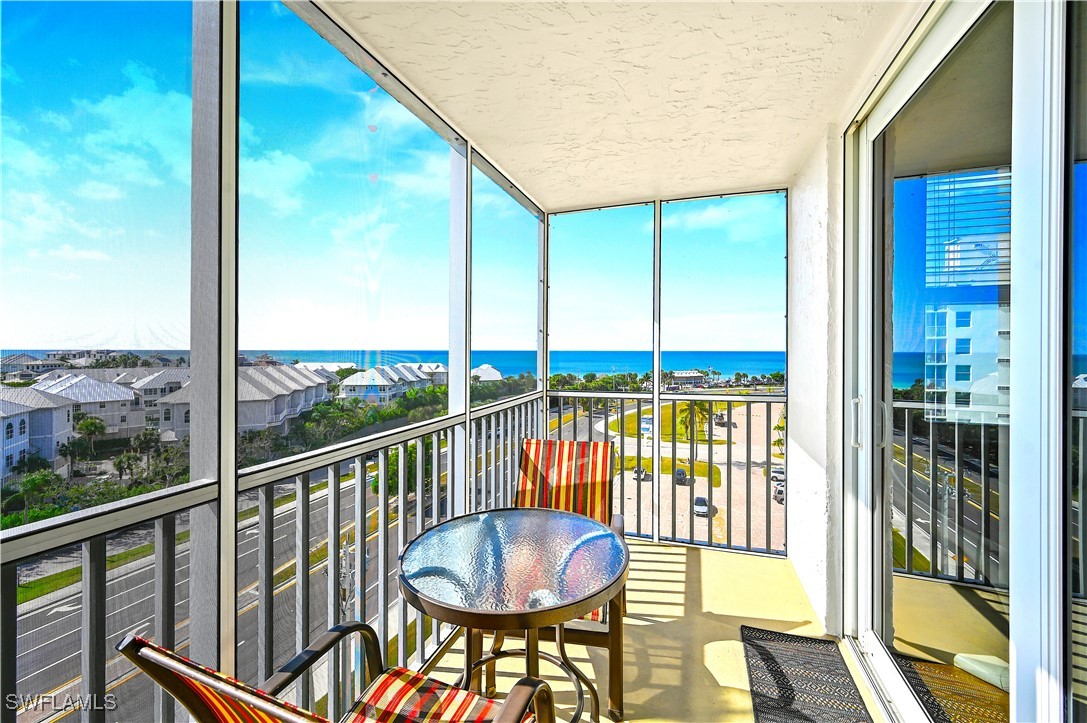 1 Bed Waterfront Home for Sale in Beach And Tennis Club, photo 5