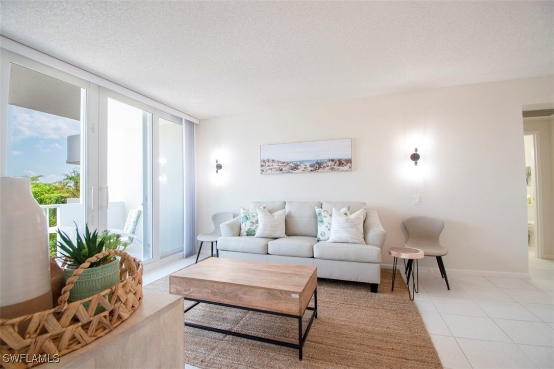 1 Bed Waterfront Home for Sale in Marco Island, FL, $325,000 — photo 5