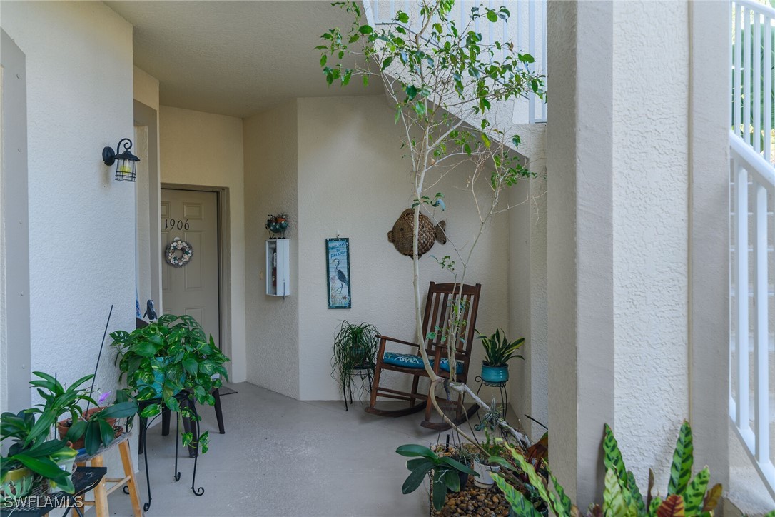 3 Bed Condominium for Sale in Sunset Cay Lakes, FL, $286,900 — photo 5