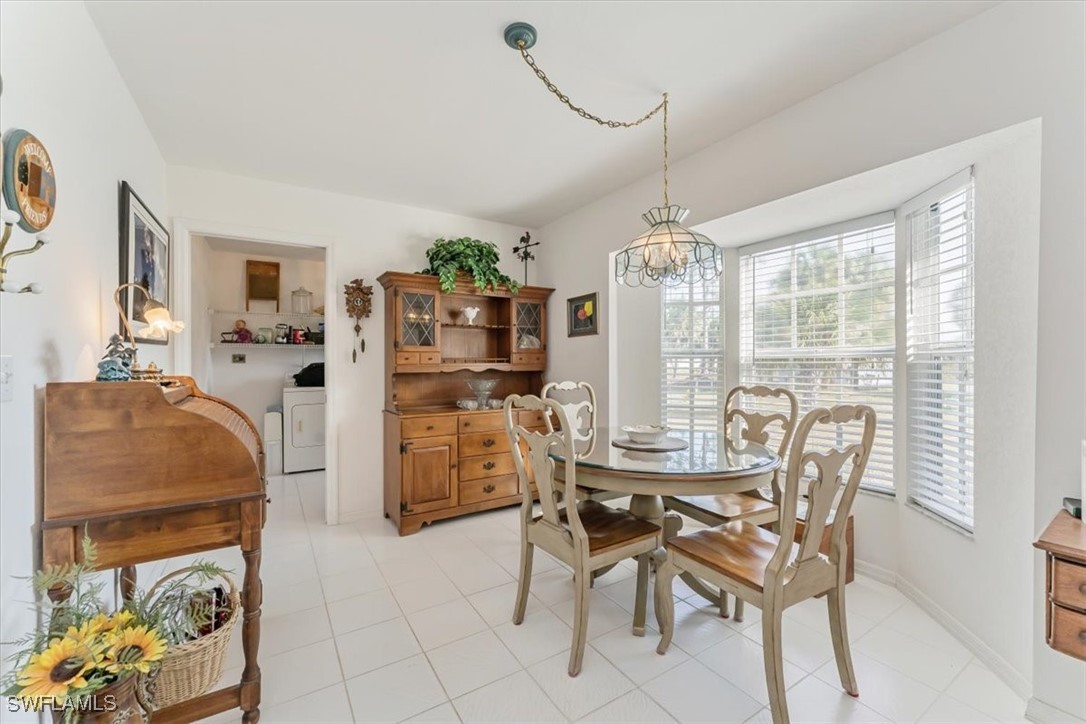 3 Bed SingleFamilyResidence for Sale in Naples, photo 5