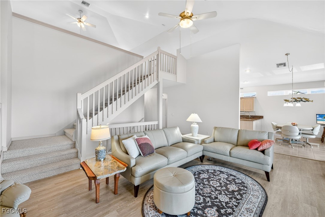 4 Bed Pool Home for Sale in Sanibel, photo 5