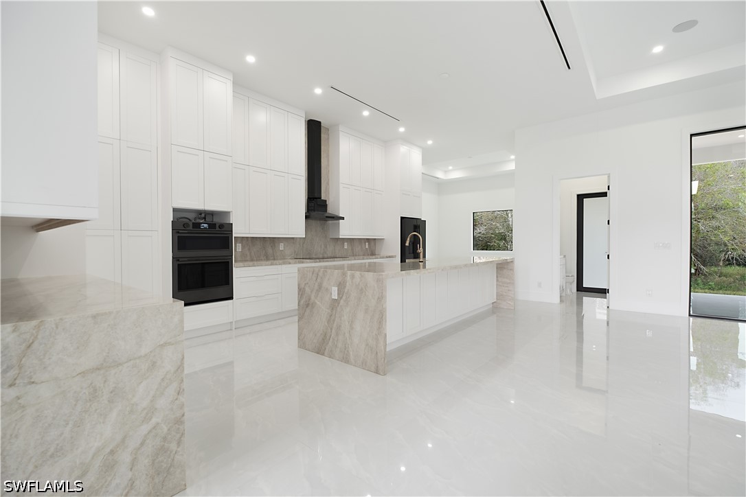 3 Bed Waterfront Home for Sale in Naples, FL, $995,000 — photo 5