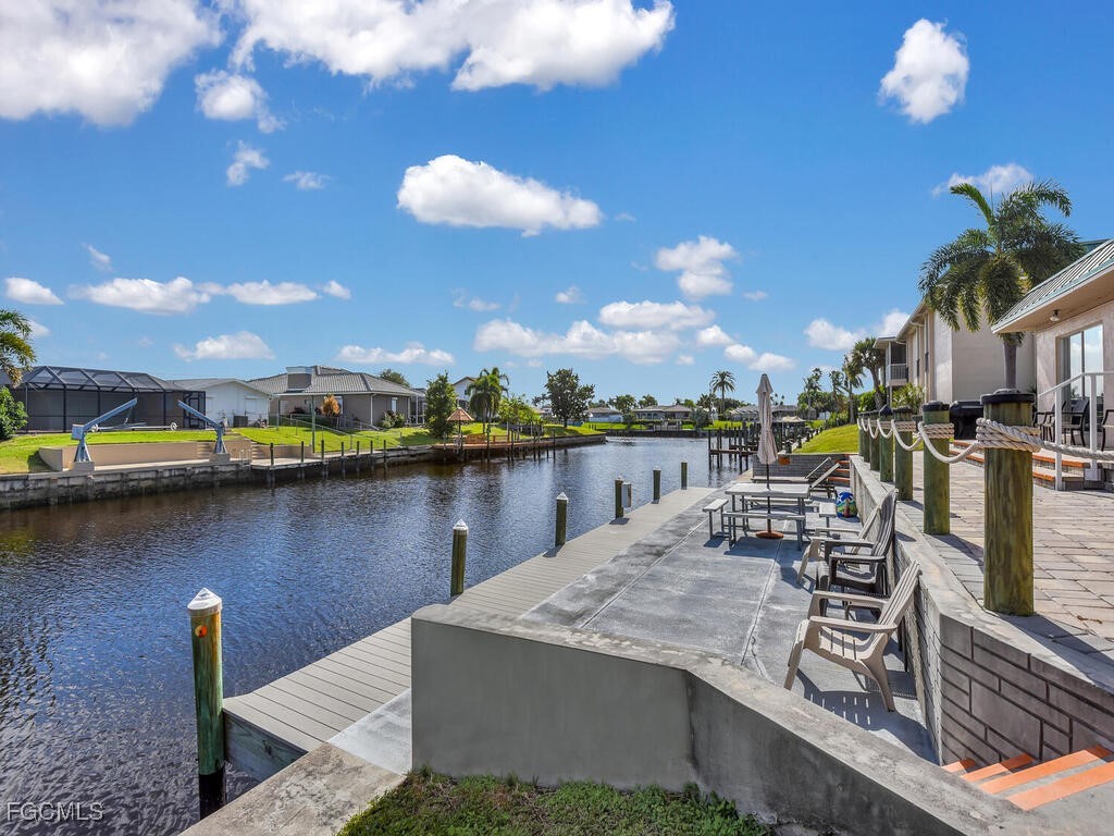 2 Bed Waterfront Home for Sale in Mark I, photo 5