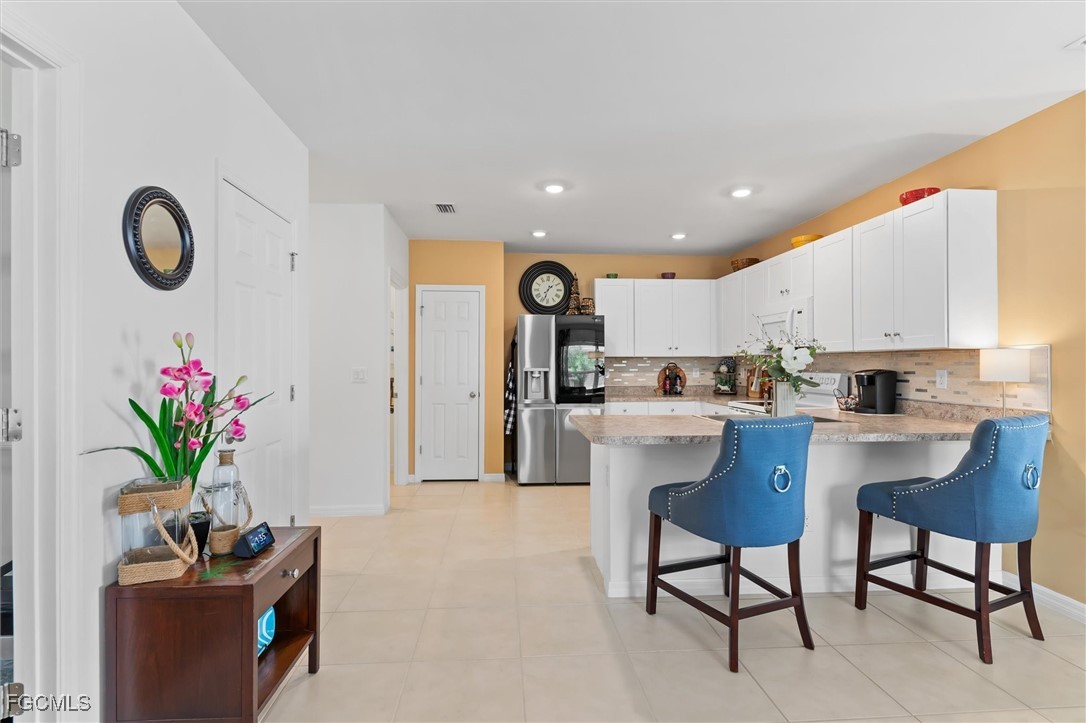 2 Bed Waterfront Home for Sale in Waterford, FL, $308,000 — photo 5