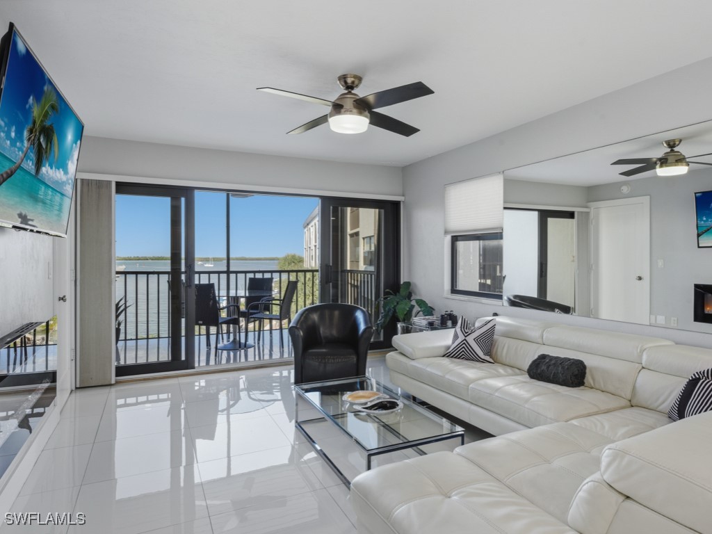 2 Bed Waterfront Home for Sale in Anglers Cove, FL, $519,000 — photo 5