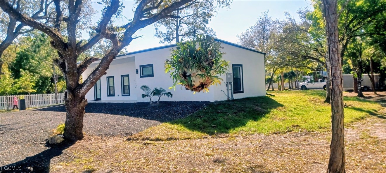 2 Bed SingleFamilyResidence for Sale in Clewiston, photo 5