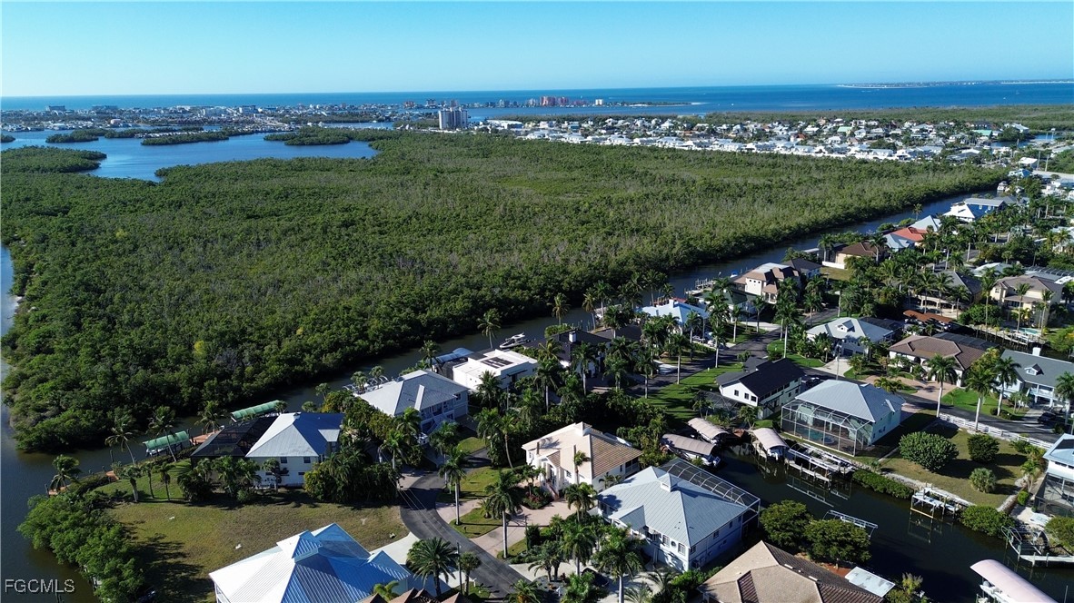 3 Bed Waterfront Home for Sale in Tip Top Isles, FL — photo 5