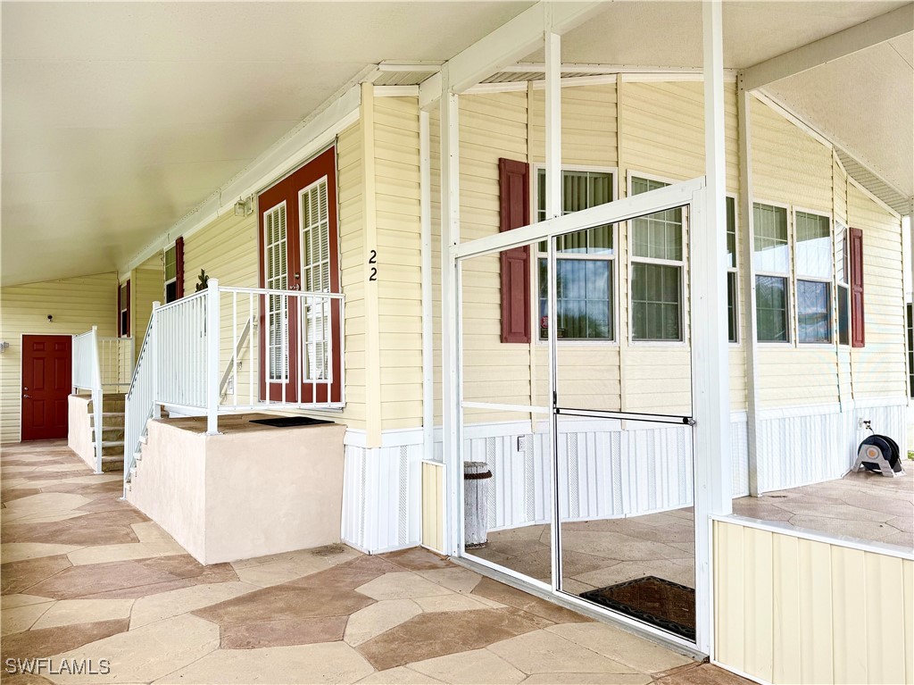 2 Bed ManufacturedHome for Sale in Naples, FL, $279,000 — photo 5