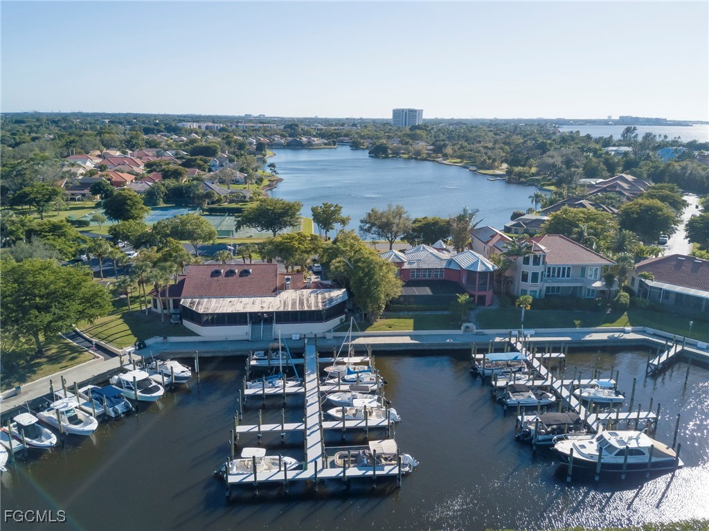 2 Bed Waterfront Home for Sale in Fort Myers, photo 5