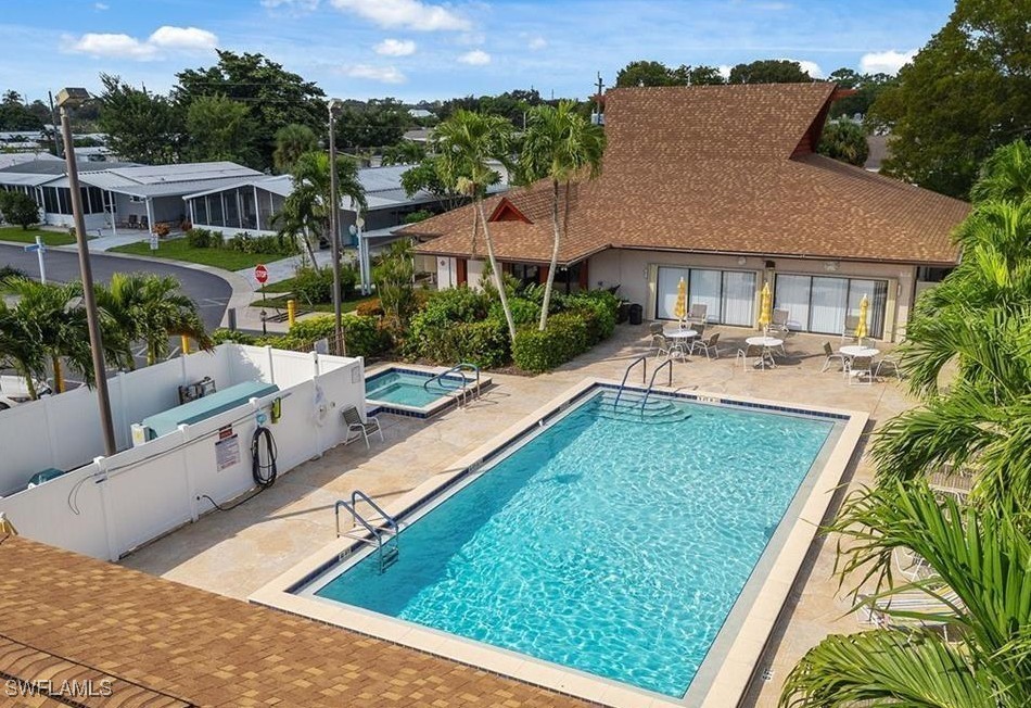 2 Bed ManufacturedHome for Sale in Naples, FL, $149,900 — photo 5
