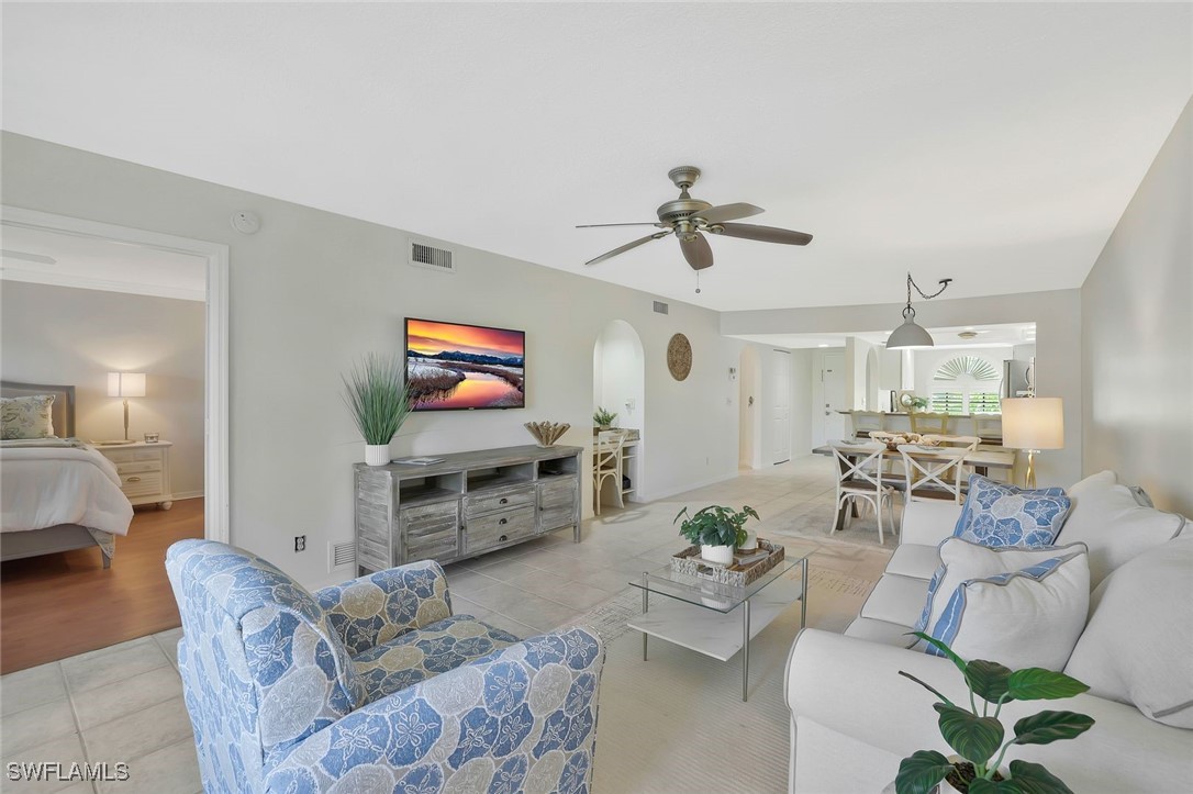 2 Bed Condominium for Sale in Eaglewood, photo 5