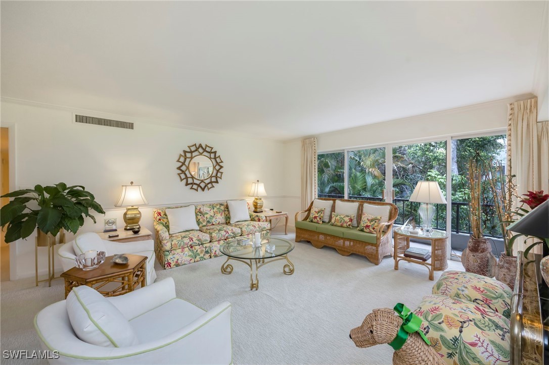 3 Bed Condominium for Sale in Naples, photo 5