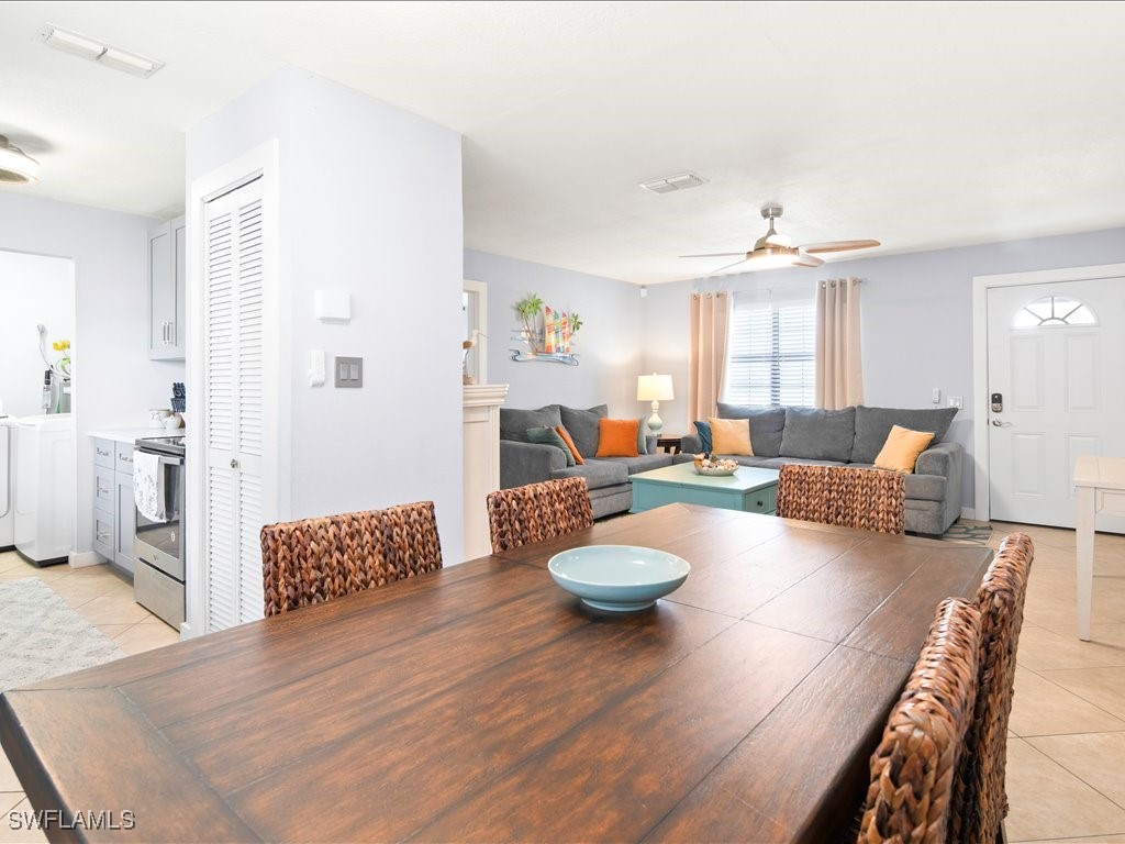 3 Bed SingleFamilyResidence for Sale in Naples, photo 5