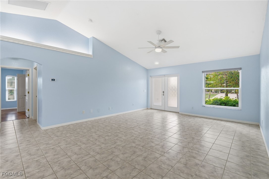 3 Bed Pool Home for Sale in Cape Coral, photo 5