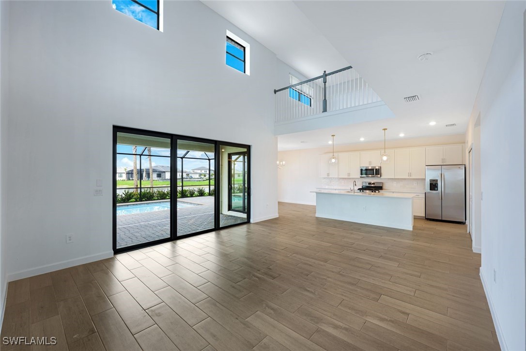 5 Bed Pool Home for Sale in Verdana Village, photo 5
