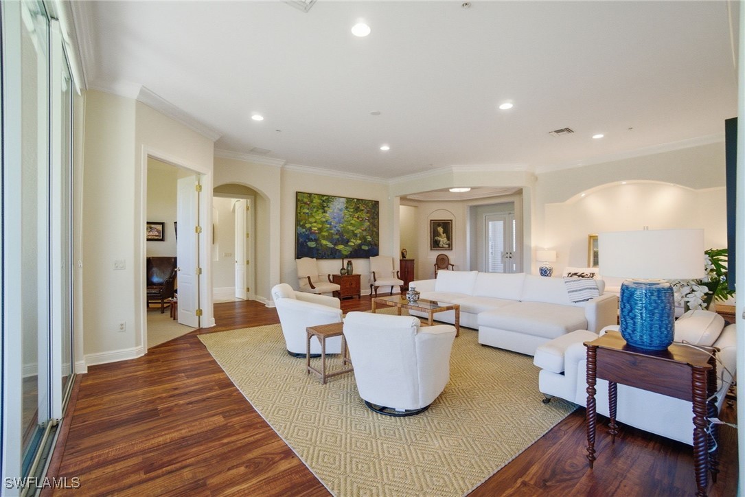3 Bed Waterfront Home for Sale in Naples, photo 5