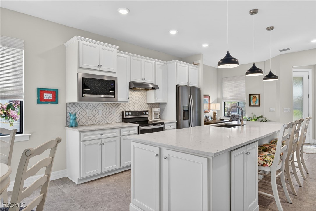 2 Bed Pool Home for Sale in Bridgetown, FL, $389,000 — photo 5